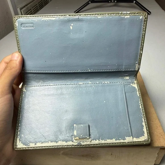 Vintage Coach Checkbook Leather Wallet Cosmetic Wristlet Various damaged - Picture 4 of 11